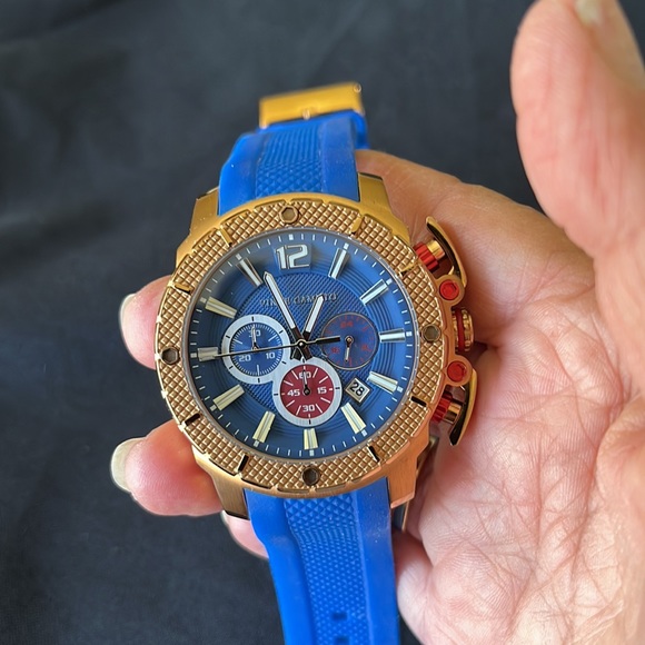 Vince Camuto Other - ❤️HP❤️Vince Camuto silicone Designer dive look watch TY @petalsandthorns❤️🥰👏